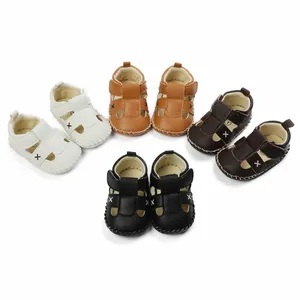 Set of soft-sole baby walking sandals in four colors for infants aged 0-1 year old
