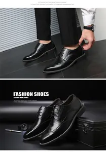 Vue détaillée de chaussures richelieu élégantes noires pour hommes avec gravure classique
