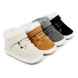 Gemütliche Winter-Lauflernschuhe für Babys mit Kunstfellfutter und Klettverschluss