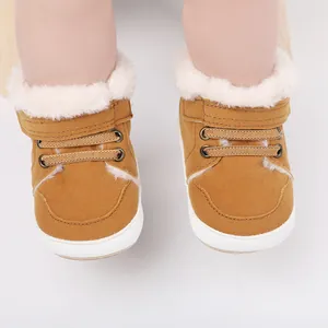 Warme und gemütliche Baby-Winterstiefel mit weichem Kunstfellfutter und Klettband
