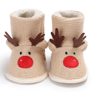 Bottes de neige en tricot pour bébé avec renne de Noël et semelles souples pour nourrissons