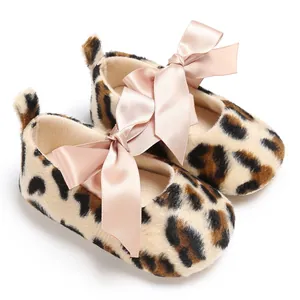 Chaussures Premier Pas Bébé Imprimé Léopard Toile Semelle Souple Décor de Nœud Chaussures de Marche pour Filles Printemps Automne