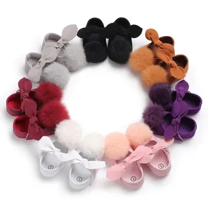 Chaussures de Premier Pas Princesse pour Bébé Fille Pompon en Fausse Fourrure Nœud Coton Doux Semelle en Silicone Antidérapante