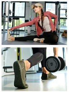 Breathable quick-dry striped water shoes for beach and gym fitness training activities