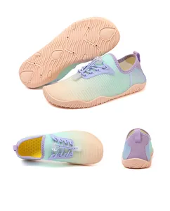 Multi-angle view of gradient quick-dry water shoes with anti-slip rubber soles