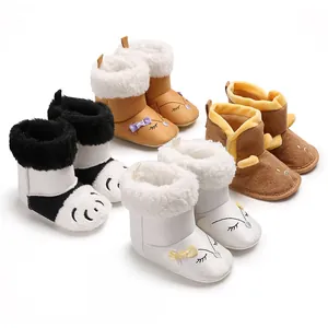 Chaussures d'hiver chaudes en coton pour nourrissons 0-1 an bébés garçons filles doublées de fausse fourrure chaussures de marche semelle souple bottines dessin animé