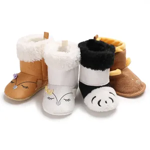 Détails de diverses bottes d'hiver pour bébés avec doublure en peluche et semelles souples