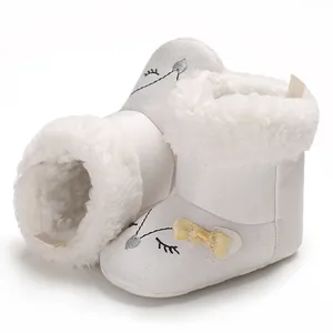 Bottes d'hiver blanches douillettes pour bébé avec doublure en peluche et broderie renard
