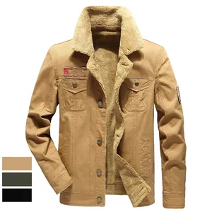 Giacca invernale da uomo imbottita in pile con colletto risvoltato e tasche militari