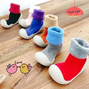 Chaussures Chaussettes d'Hiver pour Bébé Doublées en Polaire Épaisses Antidérapantes Semelle Souple pour Garçons et Filles