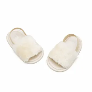 Soft baby sandals with cream faux fur and elastic heel strap for infants 0-1 year