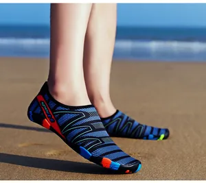 Breathable quick-dry outdoor water shoes for swimming and beach activities on sand