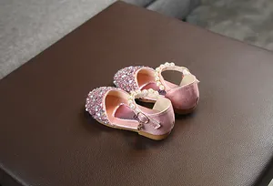 Rosa Pailletten Mädchen Prinzessin Schuhe mit Perlenriemen und funkelnden Kristallen