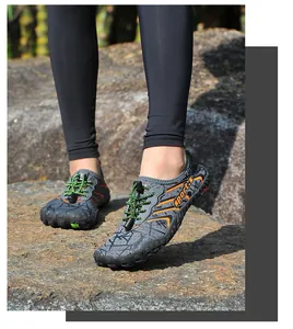 Scarpe acquatiche antiscivolo ad asciugatura rapida per guado e sport da spiaggia