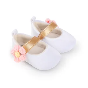 Baby girl white princess shoes with golden metallic strap and pink crochet flower