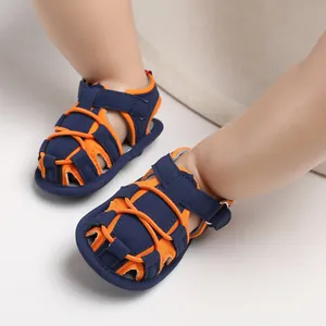 Sandali per neonati blu navy e arancioni con suola morbida per bambini