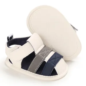 Atmungsaktive Babylauflernsandalen mit weicher Sohle in Weiß, Grau und Marineblau