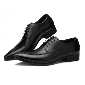 Klassieke zwarte lederen derby schoenen met spitse neus voor formele gelegenheid