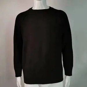 Men's solid black round neck knitted sweater for autumn and winter wear