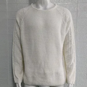 Hochwertiger weißer Herren-Strickpullover mit Rundhalsausschnitt und Waffelstruktur