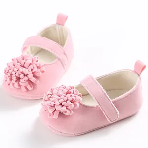 Zapatos rosa para bebé de 0 a 1 año con suela blanda y gran flor decorativa en 3D