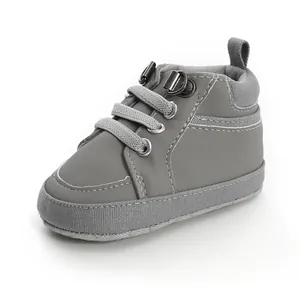 Chaussures montantes de marche pour bébé garçon avec semelle souple et lacets gris