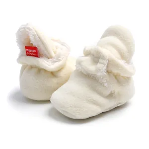 Cozy fleece-lined winter baby boots with soft soles for infants aged 0 to 1 year