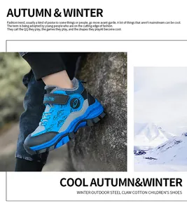 Detailansicht eines blauen Winter-Outdoor-Stiefels mit warmem Fleece-Futter für Kinder.