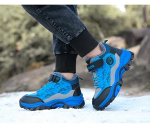 Blaue Jungen-Winterstiefel mit warmem Fleecefutter für Outdoor-Aktivitäten im Schnee