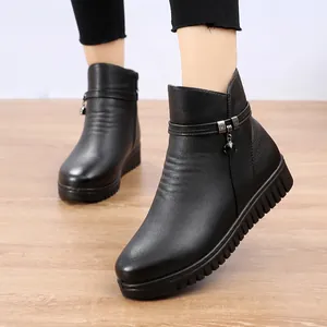 Damen Warme Stiefeletten Für Mittleres Alter Mikrofaserleder Plüschfutter Rutschfester Flacher Absatz Seitenreißverschluss Strass Winterschuhe