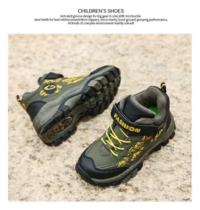 Detailansicht warmer Wanderschuhe für Kinder mit robusten und rutschfesten Profilsohlen