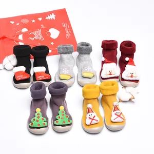 Colección de calcetines zapatos navideños para bebés con figuras de dibujos animados 3D
