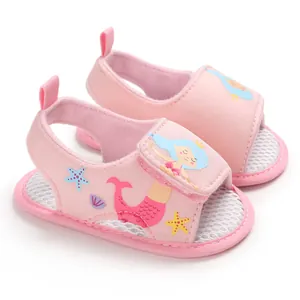 Sandalias de bebé sirena rosa con suela blanda y transpirable para dar pasos