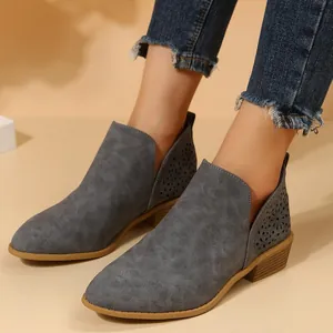 Dames Chelsea Enkellaarzen Met Uitsparingen Vintage PU Leer Lage Blokhak Slip On Western Booties Effen Kleur Lente Herfst Schoenen