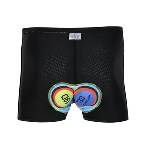 Detalle de ropa interior de ciclismo transpirable con acolchado de gel 19D antichoque