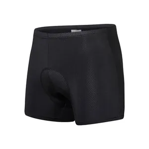 Vista detallada de ropa interior de ciclismo de malla negra transpirable con acolchado grueso