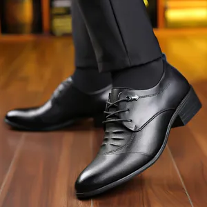 Eleganti scarpe business in pelle nera da uomo con rialzo interno e stringate