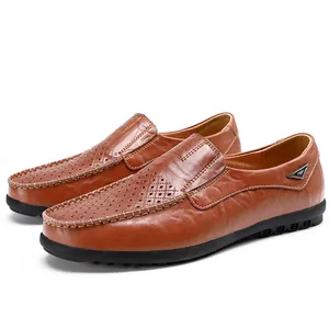 Mocassins en cuir marron respirants pour hommes, style décontracté et ajouré à enfiler