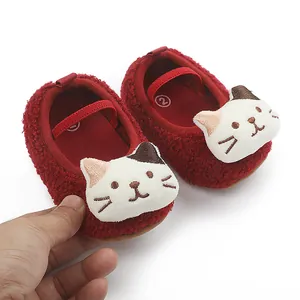 Soft red plush baby walking shoes with cute 3D cartoon cat face detail