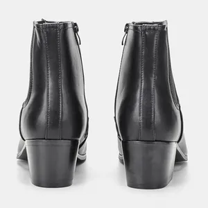 Rückansicht von schwarzen Chelsea-Stiefeletten mit Absatz für Herren aus Leder