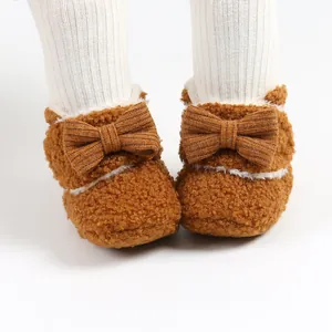 Warme Plüsch Baby-Boots mit süßer Strickschleife für den Winter, weiche braune Baumwollschuhe