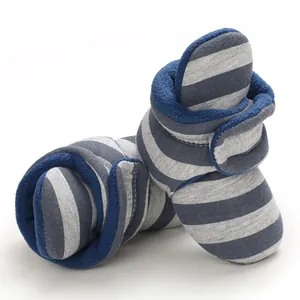 Weiche gestreifte Baby-Winterschuhe mit warmem blauem Fleecefutter und Klettverschluss