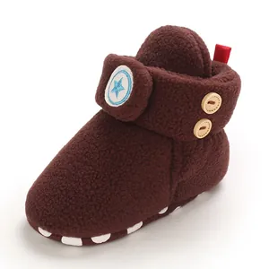 Warme donkerbruine fleece babysneeuwlaarzen met schattig sterdetail voor baby's