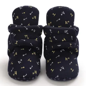 Warme, mit Fleece gefütterte Baby-Winterstiefel mit Marine-Ankerprint und Softsohle