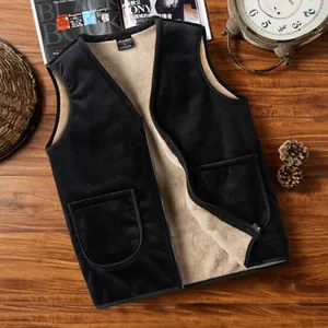 Men's thickened fleece-lined vest with velvet finish in classic black for winter