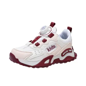 Leichte atmungsaktive Mädchen-Mesh-Sneaker mit Drehverschluss in Weiß und Dunkelrot