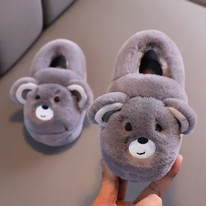 Mignons chaussons d'hiver en peluche pour bébés en forme d'ours, chauds et doux