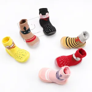 Thickened Terry Baby Sock Shoes Non-Slip Soft Sole Toddler Shoes Winter Warm Knitted Cartoon Animal Baby Walking Shoes