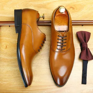 Chaussures Richelieu classiques en cuir marron pour hommes, style business à pointe