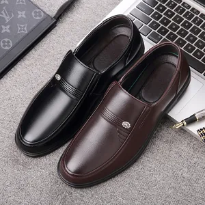 Mocassini da Uomo in Pelle di Vacchetta Business Casual Senza Lacci Suola Morbida Scarpe Comode per Padri Anziani